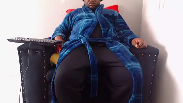 zuluboyxx online show from June 21, 2026, 7:03 am