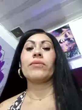 Tania mature online show from March 3, 2026, 5:31 pm