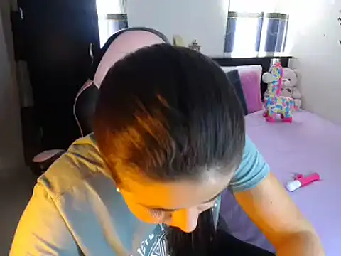 Snapshot of violeta_campbell chatting on February 22, 2025, 8:09 pm violeta campbell online show from February 22, 2025, 8:09 pm