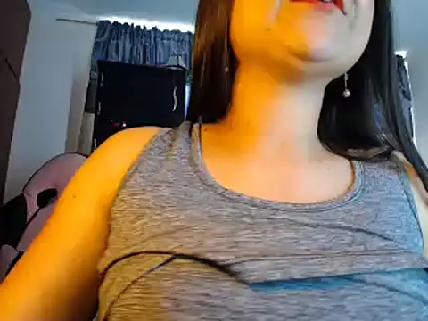 Snapshot of violeta_campbell chatting on December 28, 2024, 9:08 pm violeta campbell online show from December 28, 2024, 9:08 pm