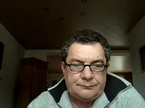 Nobbie444 online show from November 26, 2025, 12:16 pm