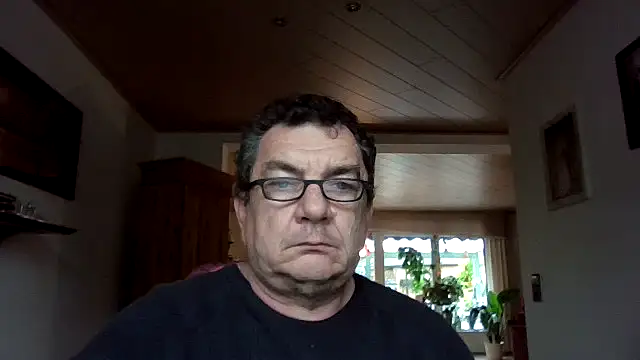 Nobbie444 online show from November 15, 2025, 10:19 am