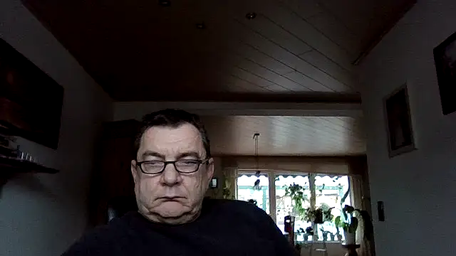 Snapshot of Nobbie444 chatting on February 19, 2026, 3:09 pm Nobbie444 online show from February 19, 2026, 3:09 pm