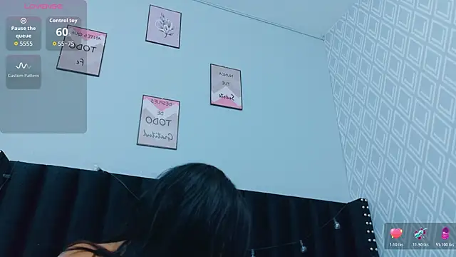 colombiamommy online show from November 22, 2025, 12:15 pm