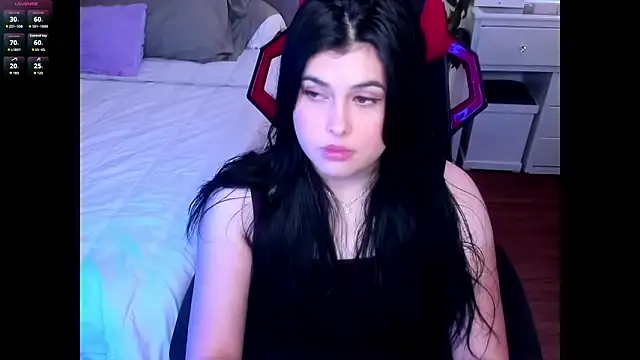 Snapshot of Alyaa_s chatting on February 17, 2026, 7:00 pm Alyaa s online show from February 17, 2026, 7:00 pm