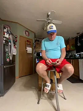 Snapshot of mailmanmark chatting on September 17, 2025, 4:42 pm mailmanmark online show from September 17, 2025, 4:42 pm