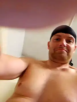 Snapshot of Sitka_86 chatting on December 18, 2024, 3:26 am Sitka 86 online show from December 18, 2024, 3:26 am