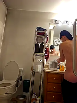 Snapshot of Sitka_86 chatting on January 5, 2025, 4:47 am Sitka 86 online show from January 5, 2025, 4:47 am