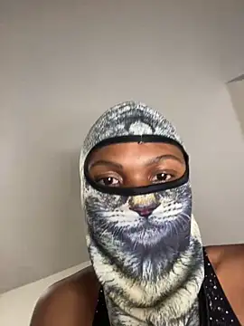 StupidNaturalPhatBooty  online show from February 13, 2025, 12:00 pm