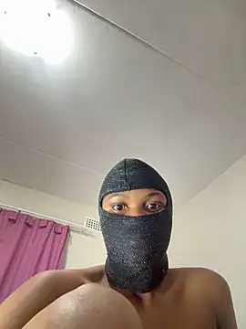 Snapshot of StupidNaturalPhatBooty_ chatting on December 14, 2025, 1:23 am StupidNaturalPhatBooty online show from December 14, 2025, 1:23 am