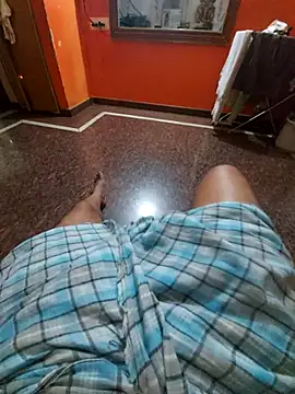 Stripkomal online show from October 29, 2025, 4:17 pm