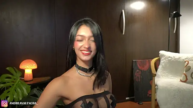 Snapshot of kendall_ruiz chatting on December 28, 2024, 1:50 am kendall ruiz online show from December 28, 2024, 1:50 am
