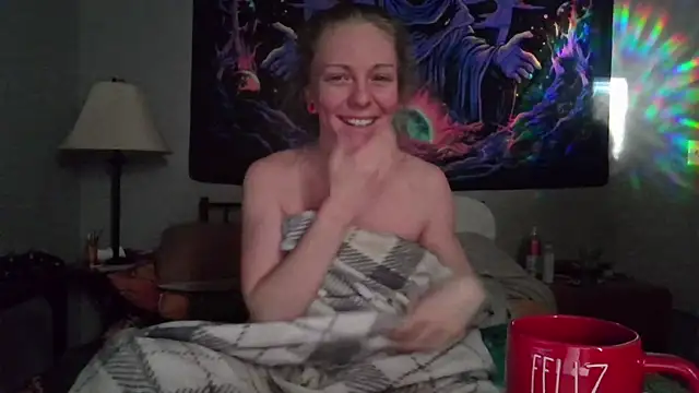 coryandthepeach online show from March 7, 2025, 2:56 pm