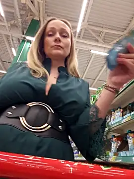 Bondgirl 013 online show from February 21, 2026, 4:42 pm