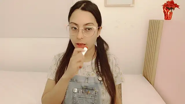 Elen  Sweet online show from October 19, 2025, 11:40 pm