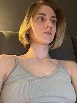 Feral berry 8133 online show from March 1, 2025, 2:37 am