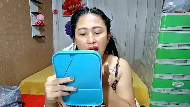 M e c e l online show from April 1, 2026, 11:34 pm