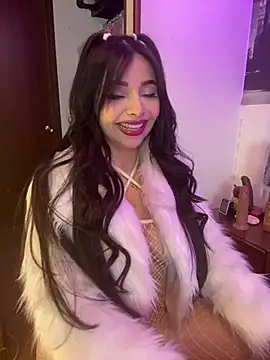 KateLatorre online show from January 24, 2025, 11:12 pm