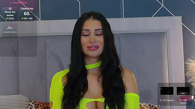 EmyLaveau online show from September 23, 2025, 5:25 am