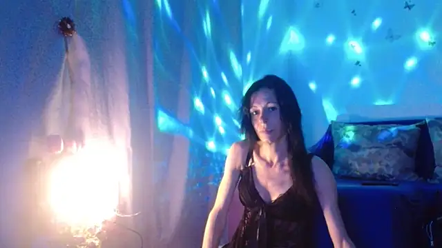 Snapshot of ElysaSun chatting on October 12, 2025, 4:30 pm ElysaSun online show from October 12, 2025, 4:30 pm