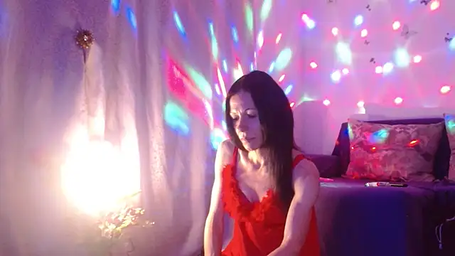 Snapshot of ElysaSun chatting on November 5, 2025, 8:23 pm ElysaSun online show from November 5, 2025, 8:23 pm