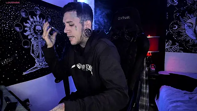 josh  ackerman online show from March 3, 2025, 10:31 pm