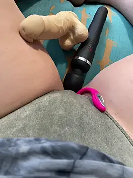 katcclovea online show from March 21, 2026, 4:57 am