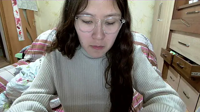 Snapshot of Riz_girl chatting on April 18, 2026, 3:03 pm Riz girl online show from April 18, 2026, 3:03 pm
