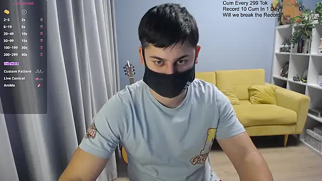 Snapshot of Tomguys chatting on February 18, 2026, 10:01 am Tomguys online show from February 18, 2026, 10:01 am