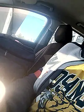 Snapshot of juandi21cm chatting on January 7, 2026, 2:55 pm juandi21cm online show from January 7, 2026, 2:55 pm