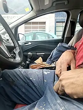 Snapshot of juandi21cm chatting on September 29, 2025, 2:12 pm juandi21cm online show from September 29, 2025, 2:12 pm