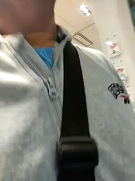 juandi21cm online show from March 19, 2026, 6:19 pm