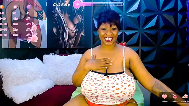 Snapshot of Ebonyfancyface chatting on September 12, 2025, 5:24 pm Ebonyfancyface online show from September 12, 2025, 5:24 pm