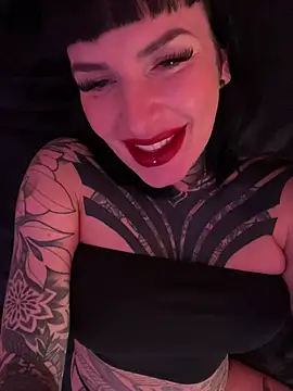 InkedBiitch online show from December 13, 2024, 7:10 pm