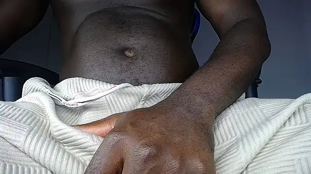 MAXJONES 2 online show from February 13, 2026, 6:41 pm