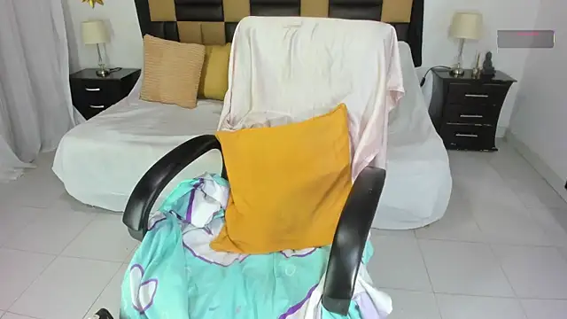 BarbieKano online show from October 5, 2025, 12:12 am