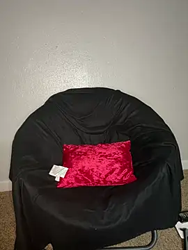 NikkiNoelanii online show from March 14, 2025, 8:53 am