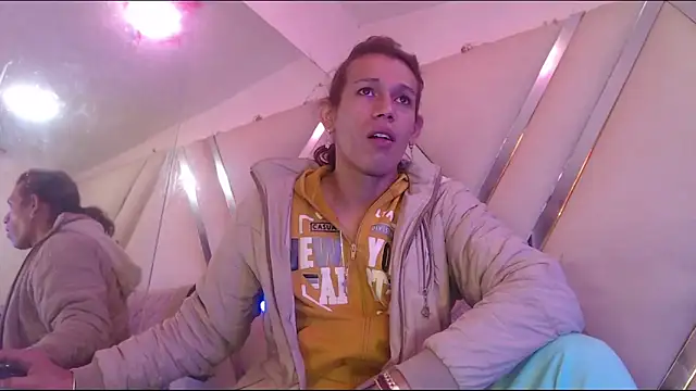 Snapshot of StefyFerrer chatting on February 12, 2026, 3:17 am StefyFerrer online show from February 12, 2026, 3:17 am