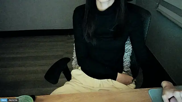 Ayase momo online show from January 23, 2025, 8:24 pm