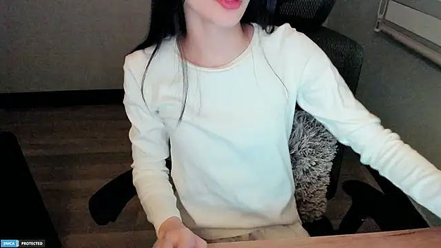 Ayase momo online show from January 20, 2025, 1:50 am