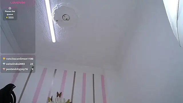 Anthonela love  online show from March 17, 2025, 10:08 pm