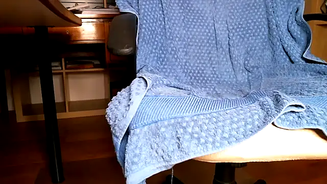 leccaleccafiga online show from April 24, 2026, 10:12 pm