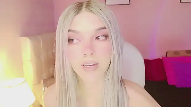 EvaEvangeline online show from April 6, 2026, 3:24 am