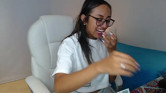 Gabi morales online show from February 10, 2025, 3:35 am