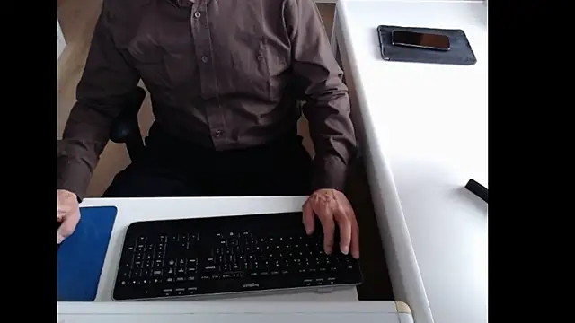 dutchpornking online show from October 22, 2025, 8:03 am