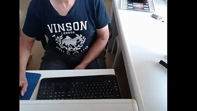 dutchpornking online show from July 16, 2026, 6:10 am