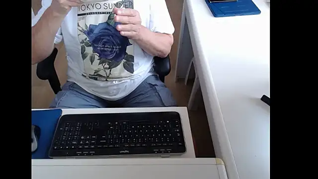 dutchpornking online show from June 26, 2026, 6:08 am