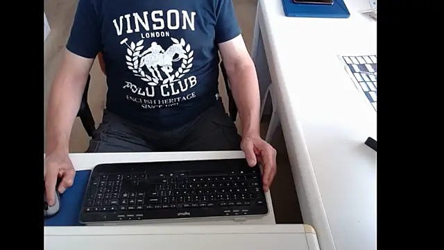 dutchpornking online show from July 1, 2026, 7:09 am