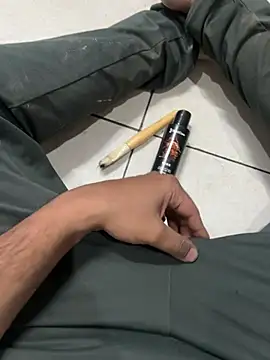 Snapshot of luciferdxm5 chatting on February 16, 2026, 7:18 am luciferdxm5 online show from February 16, 2026, 7:18 am