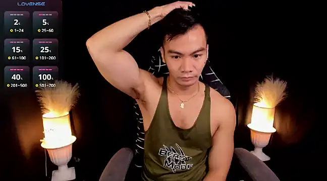 000batman000 online show from March 18, 2025, 2:08 am